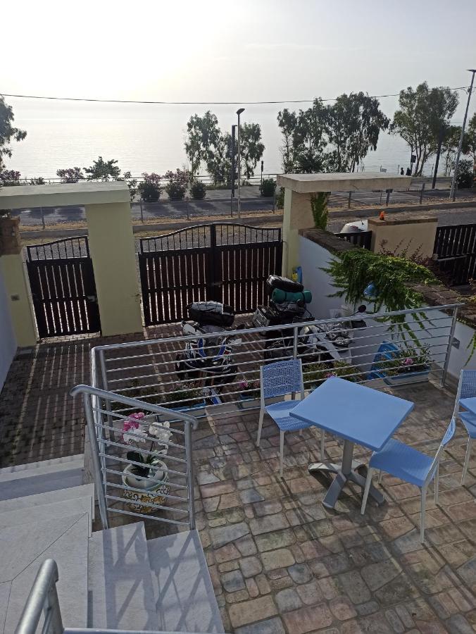 Almare B&B Crotone Exterior photo